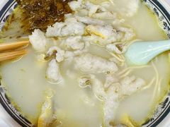 -明呈黄鱼面馆(斜土路店)