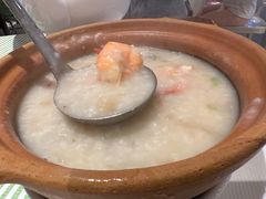 招牌海鲜粥-陈鹏鹏潮汕菜(欢乐海岸 海边景观店)
