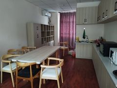 -上海市奉贤区奉城镇敬老院(洪天奉城分院)