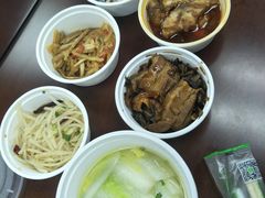 -老乡鸡(亳州路天庆大厦店)