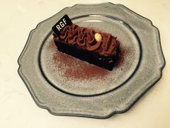 -RGF(巨鹿路店)