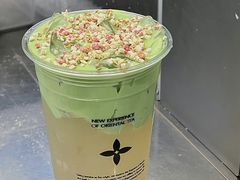 -保利万和CFR国际影城(钱江世纪城店)