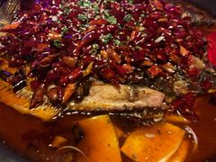 -令狐冲·炭烤活鱼(宝龙店)