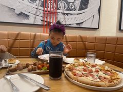 -城市大道红炉披萨烘焙坊