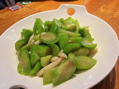 菌菇炒丝瓜-渝乡人家(和平里店)