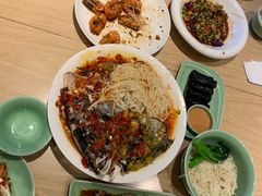 -锦粤宫·融合粤菜(上海金沙江店)