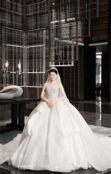 点击看大图 -GODDESS WHITE婚纱礼服(鹏城动力大厦店)