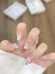 -赢韵美甲美睫瑞士净斑中心