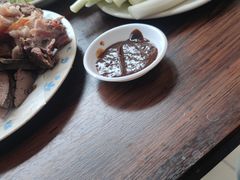 -伍忠号黄家烤肉正宗楼