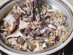 -东巴谷野生菌火锅餐厅
