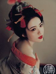 点击看大图 -持熹光年写真体验馆