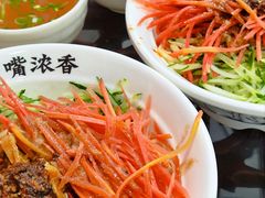 -牛一嘴·兰州牛肉面·大盘鸡(财富中心店)