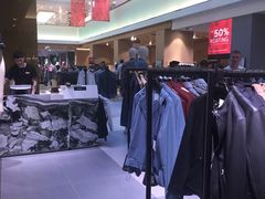 -De Bijenkorf百货公司