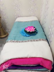 -周怡玲美容美体SPA