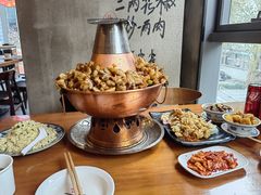 -炉小二铜锅牛蛙•川湘菜(三里屯店)