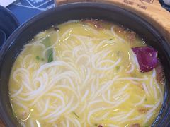 -桥香园过桥米线(国贸店)