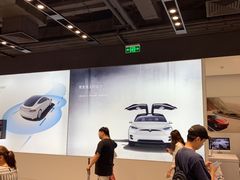 -TESLA 特斯拉(上海太古汇体验店)