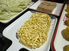 -阿润打边炉·鲜切鸡煲(华漕店)