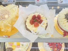 -花花卷卷·鲜食蛋糕(静安久光百货店)