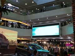 -鸿通城购物中心