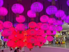 -m豆巧克力世界(上海世茂广场店)