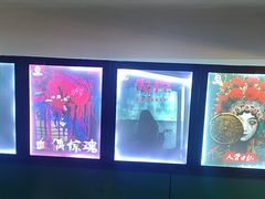 -荒岛实景沉浸密室(江汉路1店)