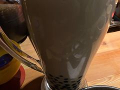 大红袍珍珠奶茶-湊湊火锅·茶憩(杭州湖滨银泰in77店)