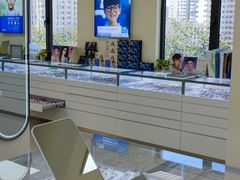 -潘多拉眼镜·蔡司依视路明月(潘家园店)