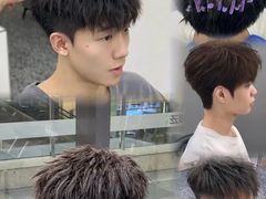 -鸿通城购物中心