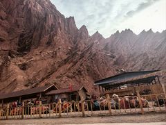 -天山神秘大峡谷