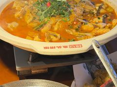 -魏铭鱼头捞饭(晋阳路店)