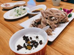 手抓羊肉-品回味清真西北楼(宁波首店)