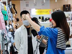 -万达广场(南昌红谷滩店)
