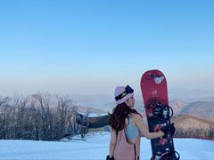 -中旅松花湖滑雪场