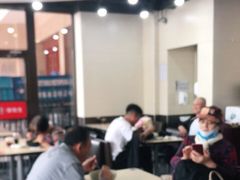 大堂-李先生牛肉面大王(北京站售票厅餐厅)