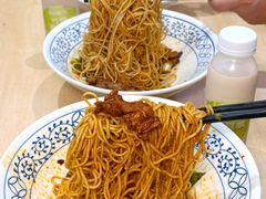 -李与白包子铺(桐梓林店)
