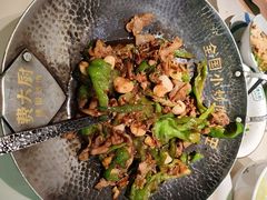 -费大厨辣椒炒肉(房山龙湖天街店)