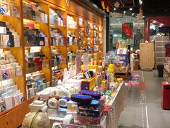 -西西弗书店&矢量咖啡(凯德晶萃广场店)