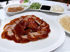 新雅片皮鸭-新雅粤菜馆(南京东路店)