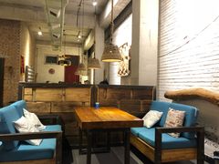 -苹果树下艺术餐厅(宋庄店)