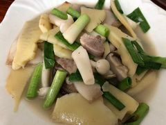 -凤嫂农家乐(梁弄店)