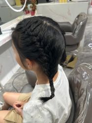 -容萨美业·美容美发