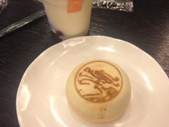 -星巴克(西藏路店)
