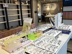 -瑞司视光眼镜·蔡司战略合作眼镜店(新街口店)