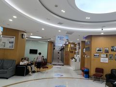 -雅悦齿科(顾村公园店)