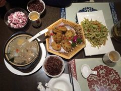 易品清莲-忆品青莲素食文化主题餐厅(文华名城店)