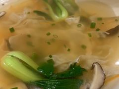 敲鱼汤-阿湾楼·温州海鲜·江浙菜(京江路店)
