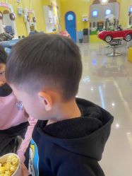 点击看大图 -爆米花儿童美发乐园