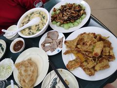 -李连贵酒家熏肉大饼(昆明街店)