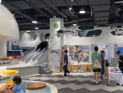 -MINI MARS KIDS CLUB亲子家庭中心(长宁天山店)